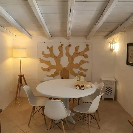 别墅 Sul Mare Sardegna Floriana 维拉西米乌斯