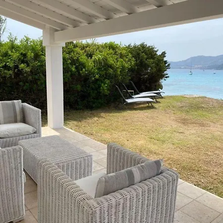 Sul Mare Sardegna Floriana Villa